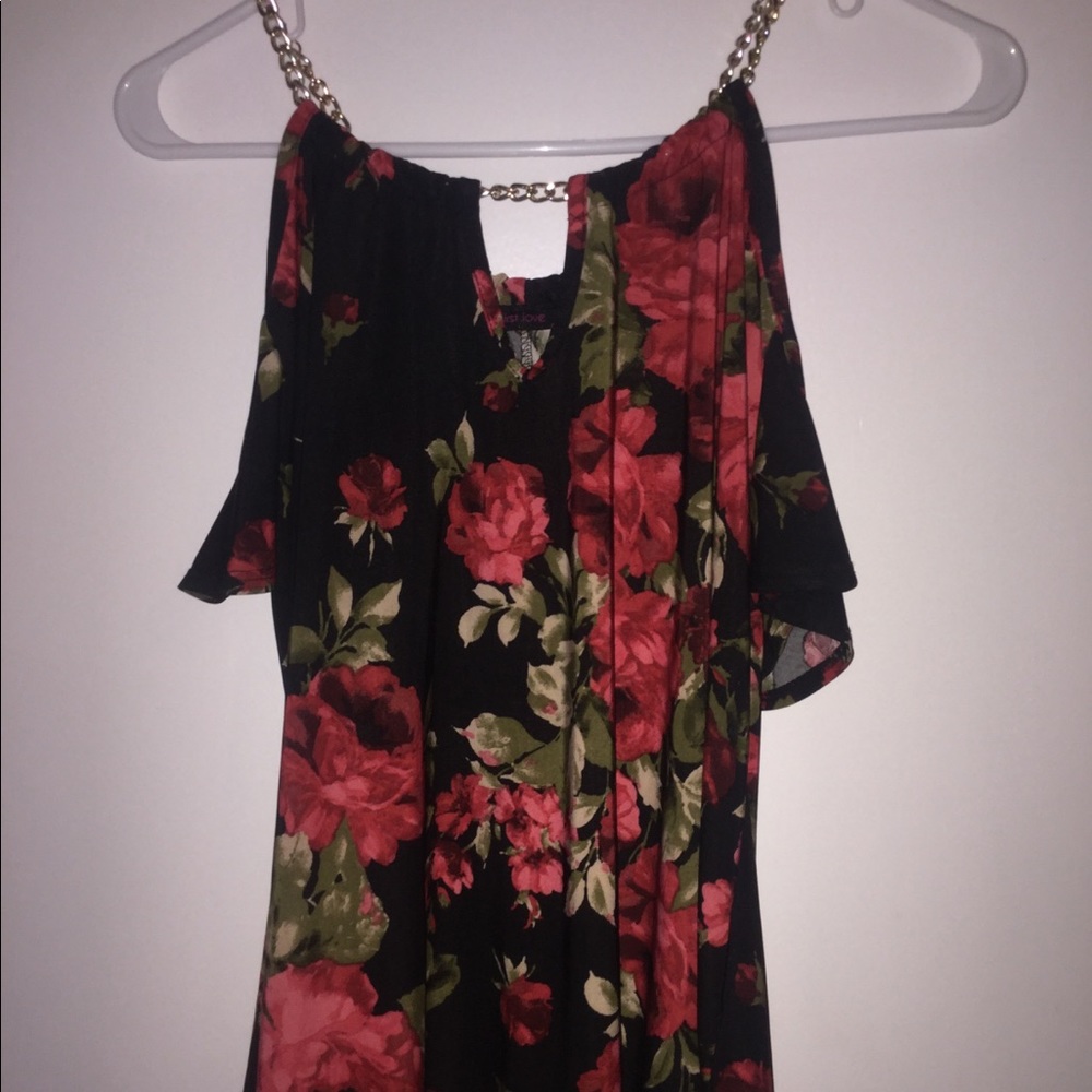 Flower shirt 🎀